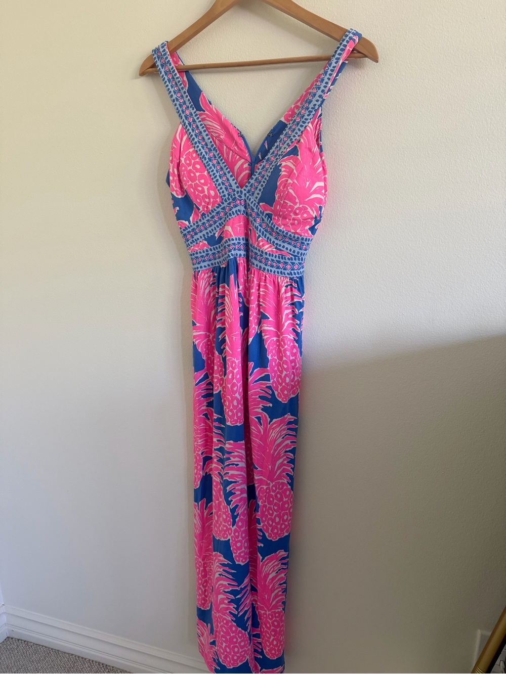 Lilly Pulitzer women’s Pink & Blue Pineapple Print Dress
